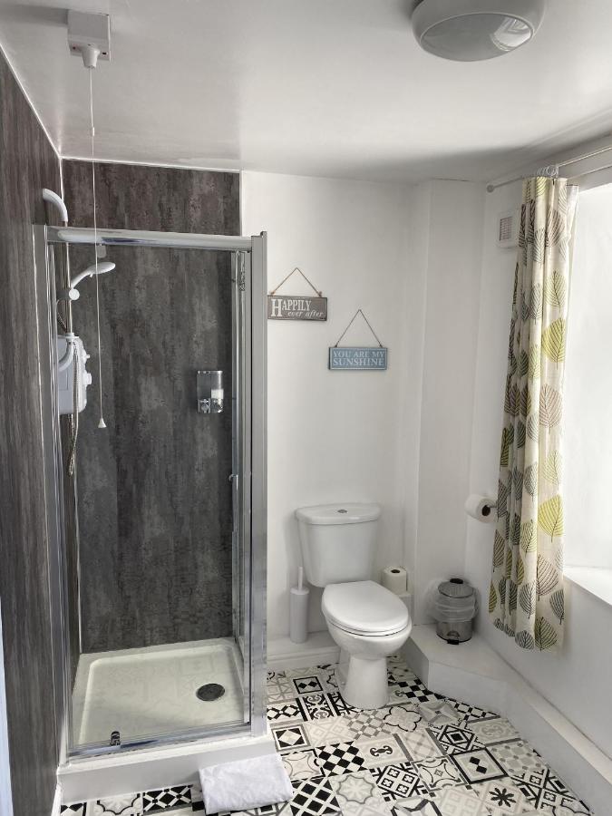 Number 19 Guest House - Self Check In - Under 4 Miles From Barrow In Furness Dalton-in-Furness Esterno foto