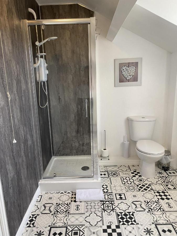 Number 19 Guest House - Self Check In - Under 4 Miles From Barrow In Furness Dalton-in-Furness Esterno foto